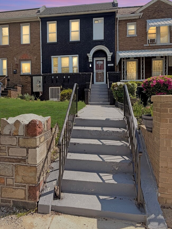 Photo - 1711 2nd St NE Townhome