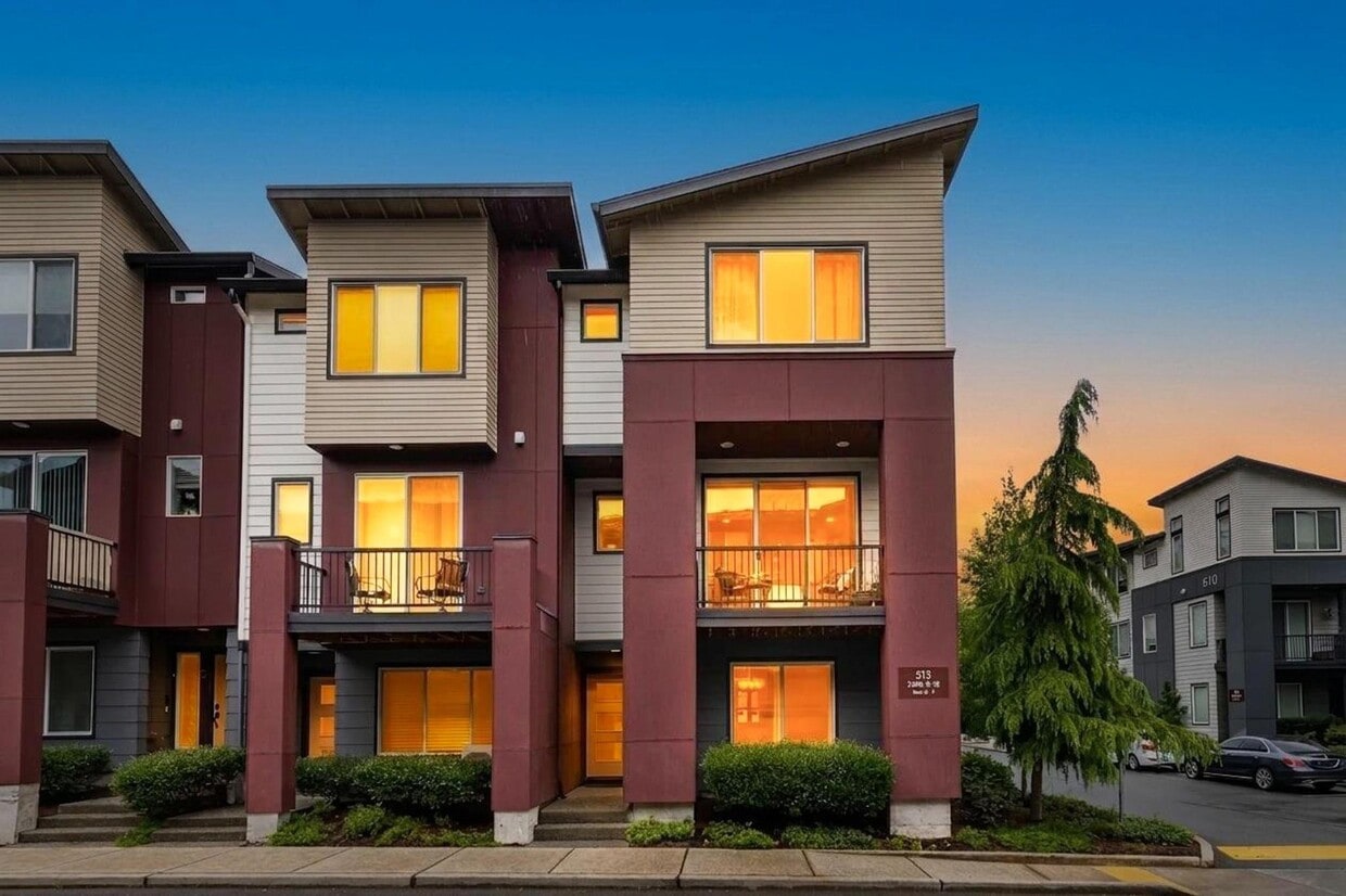 Photo - 513 238th St SE (Bothell, WA)