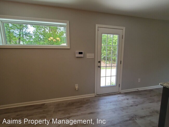 Foto del edificio - 3 br, 2 bath House - 5705 Eagle Pass Cir