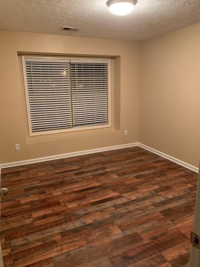 Bedroom 3 - 291 Ransom Trce