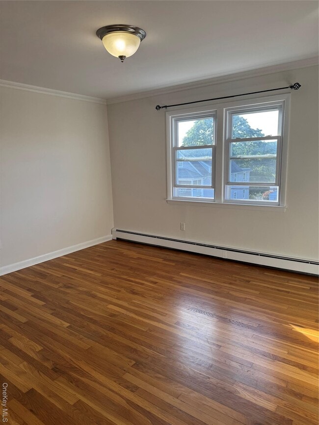 Foto del edificio - 222 Gainsborg Ave E