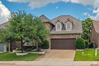 Building Photo - 10817 Dixon Branch Dr