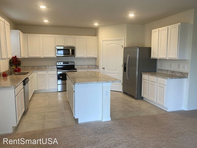 Building Photo - 4 br, 3.5 bath House - 425 Auburn Grove Place