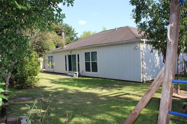 Foto del edificio - 16238 Indian Mill Dr