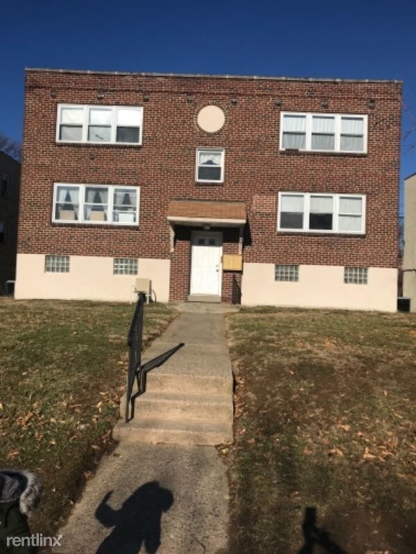 Building Photo - 1323 Bruce Rd