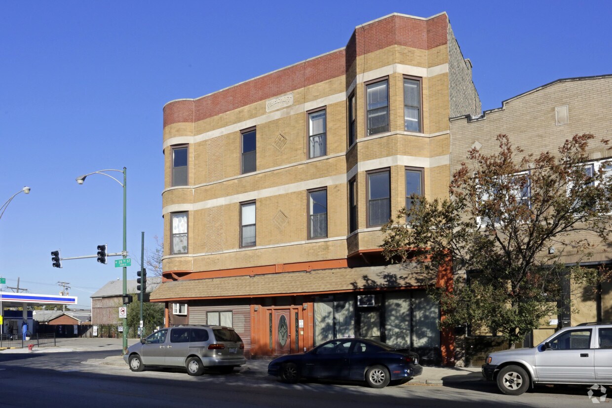 Foto del edificio - 1756-58 W 35th St