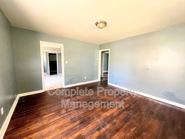 Building Photo - 1237 Frisco St