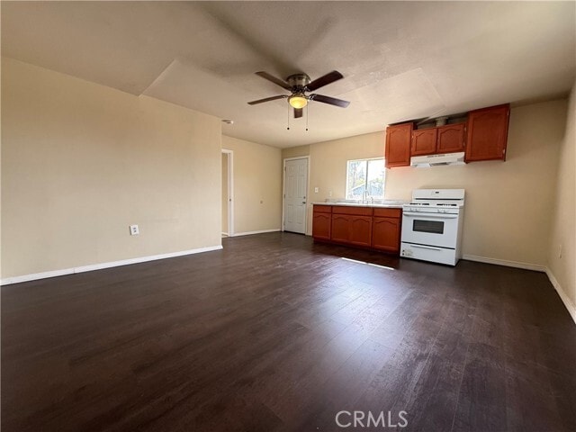 Building Photo - 9258 Elm Ave