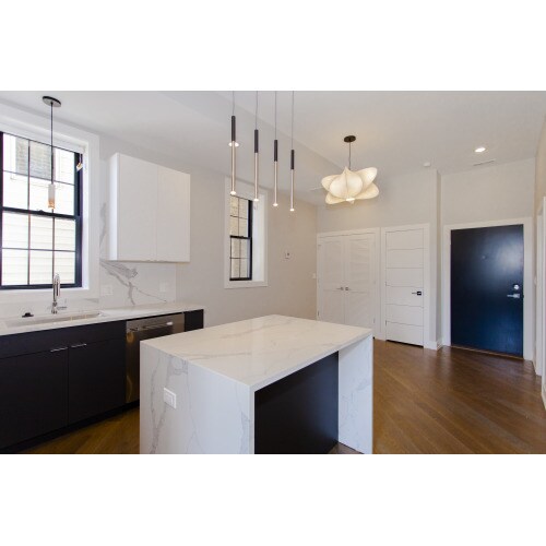 Foto del edificio - 1436 W Blackhawk St