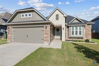 Building Photo - 1821 Holleman Dr Building Photo - 1821 Holleman Dr