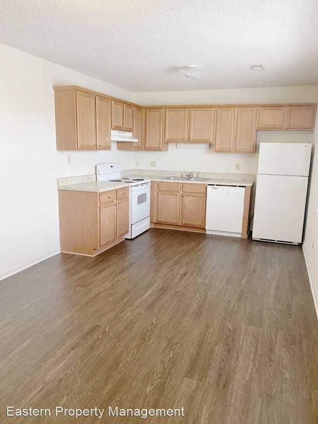 Foto del edificio - 2 br, 1 bath Apartment - 115 Brownlea Drive