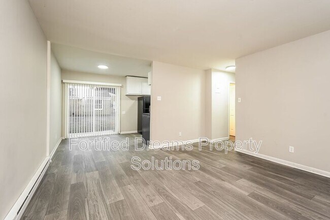 Foto del edificio - 900 Lowdermilk St