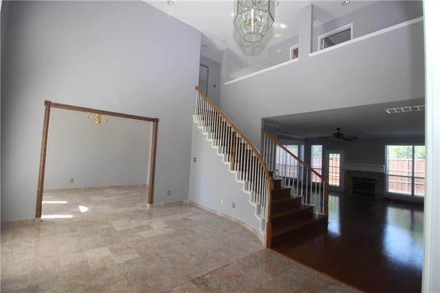 Foto del edificio - 3845 Gillespie Dr