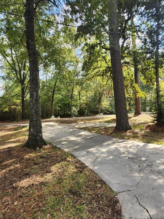 Building Photo - 14519 Oakleaf Dr