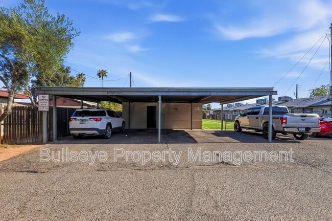 Building Photo - 1921 E Osborn Rd