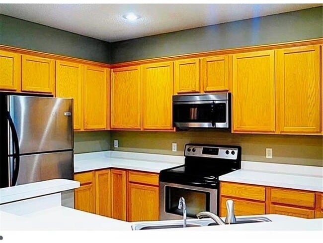 Building Photo - 2332 Eagle Trace Ln