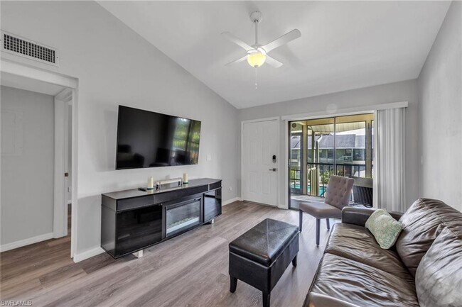 Foto del edificio - 5501 Rattlesnake Hammock Rd