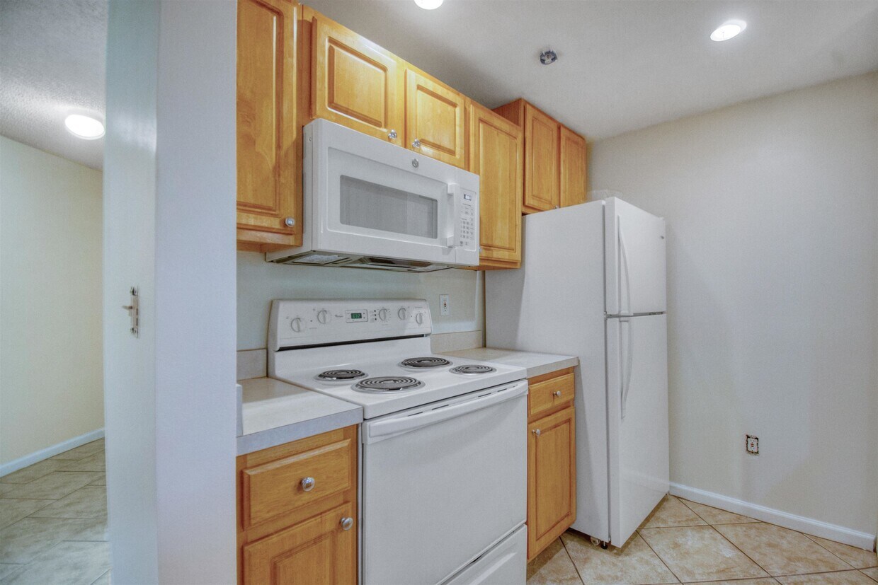 1005 Bella Vista Blvd, St. Augustine, FL 32084 Condo for Rent in St. Augustine, FL