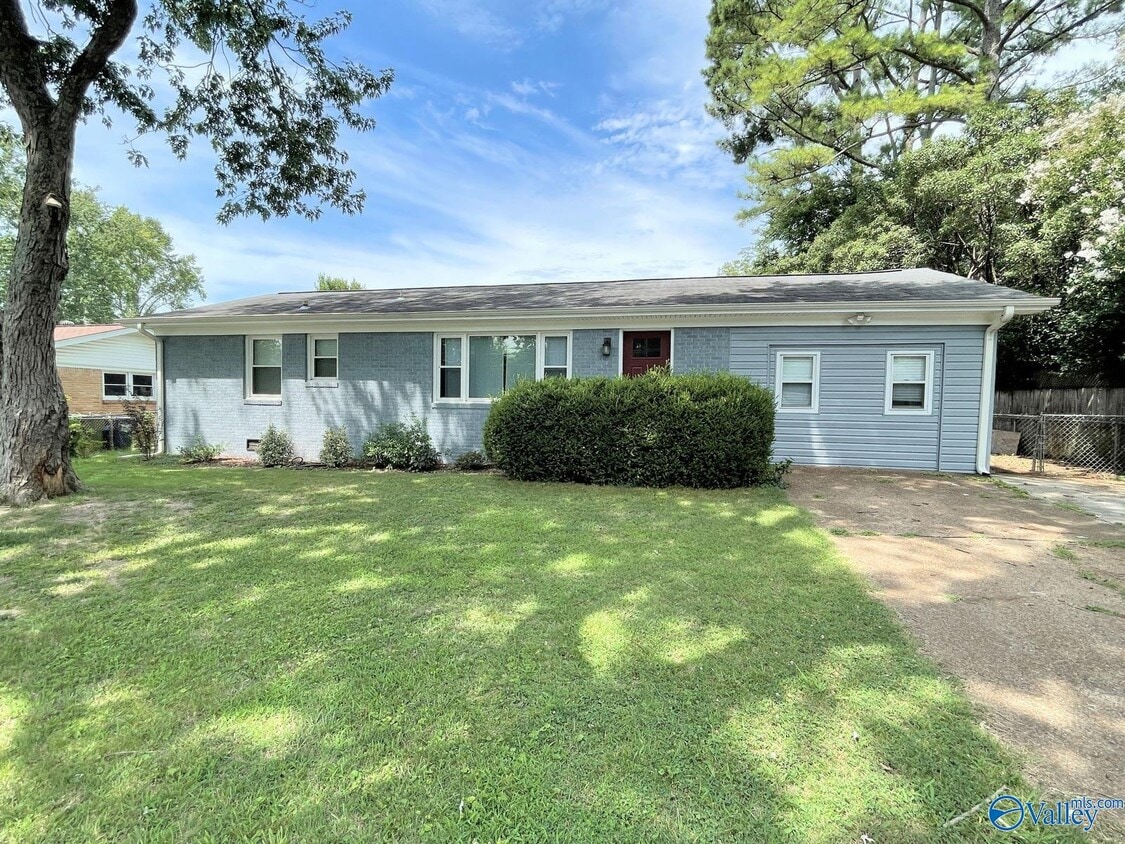 2115 Maysville Rd NE, Huntsville, AL 35811 House Rental in Huntsville