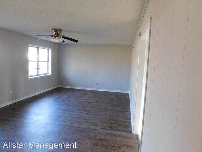Building Photo - 3 br, 1 bath House - 7510 Southaven Circle W