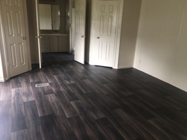 Foto del edificio - 199 Tamanda Ln