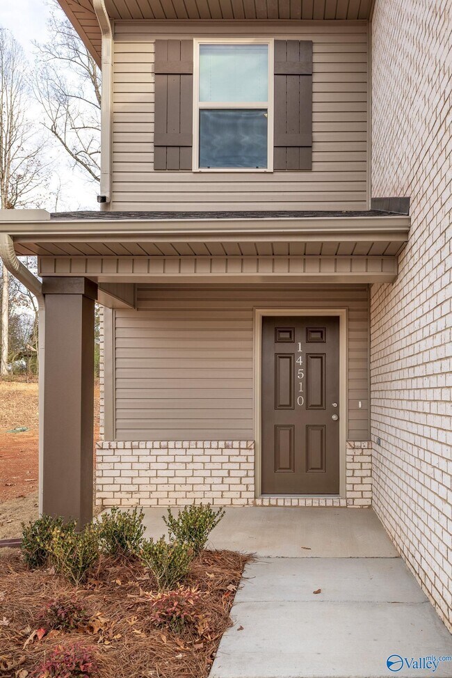 14510 Ravenel Dr, Harvest, AL 35749 House for Rent in Harvest, AL