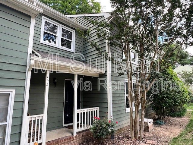 Foto del edificio - 105 Weathersfield Dr