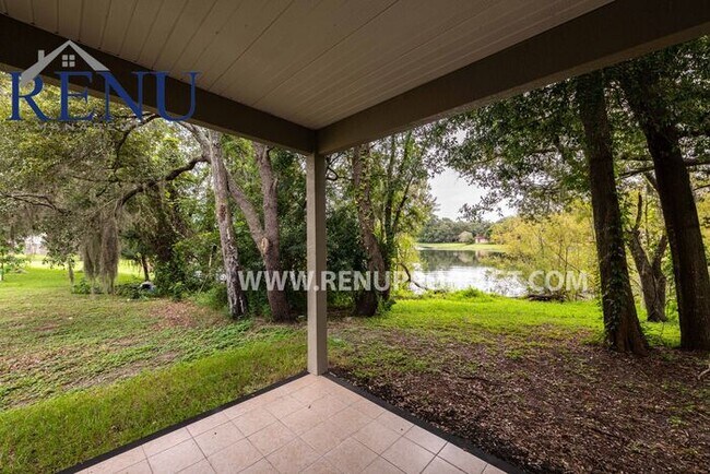 Foto del edificio - Available Now