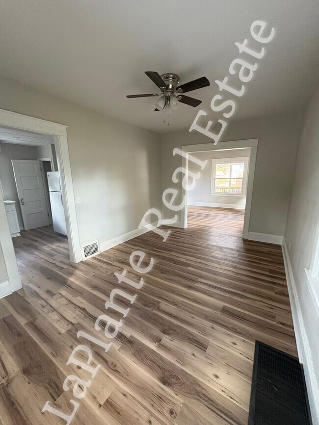 Foto del edificio - Freshly Updated 3-Bedroom Home on Greenwoo...