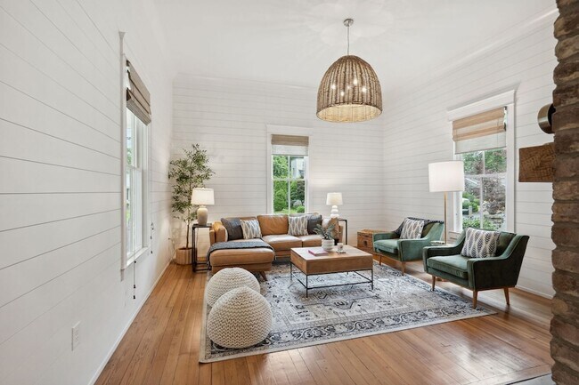 Photo - 1226 Adams St House