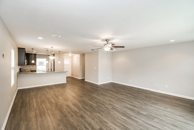 Building Photo - 5325 Lacy Jane Way