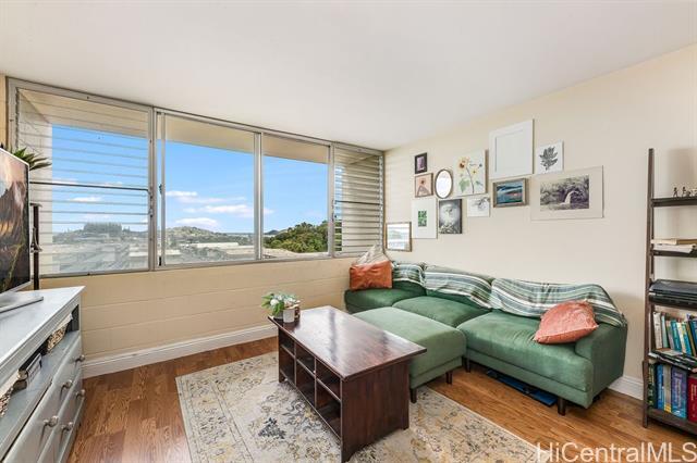 Building Photo - 46-255-255 Kahuhipa St