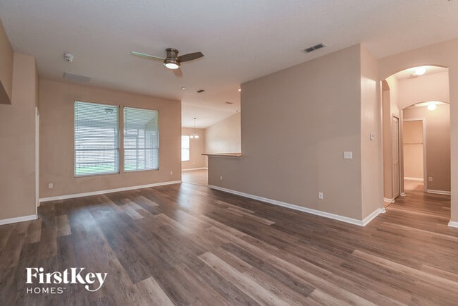 Building Photo - 6464 Rolling Tree Street