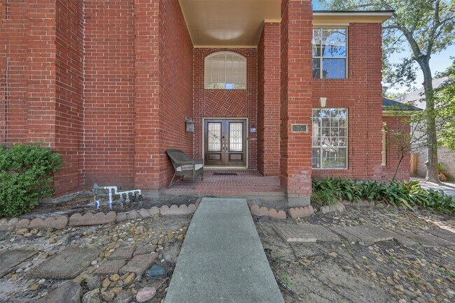 Foto del edificio - 35 Outervale Pl