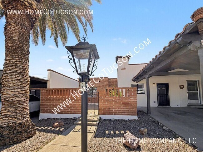 Building Photo - 413 W Pso Solana