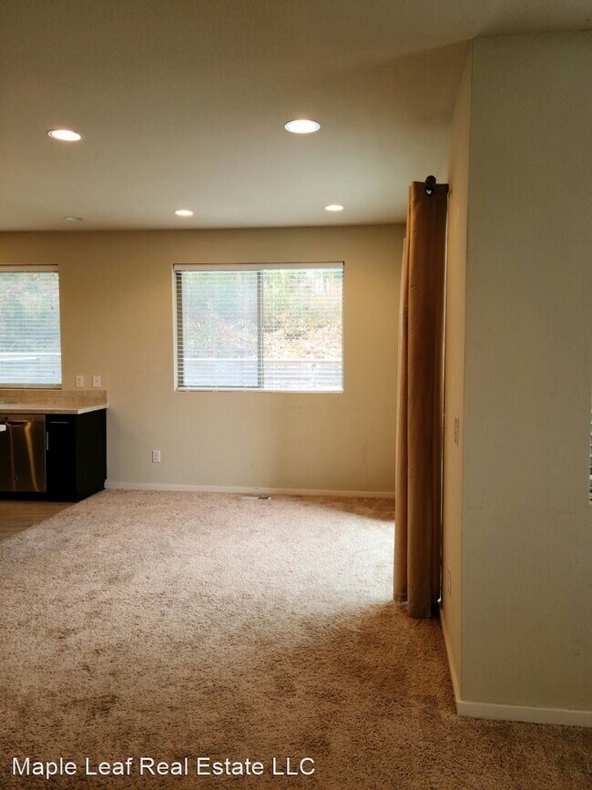 Building Photo - 5 br, 2.5 bath House - 16030 SE 252nd Pl