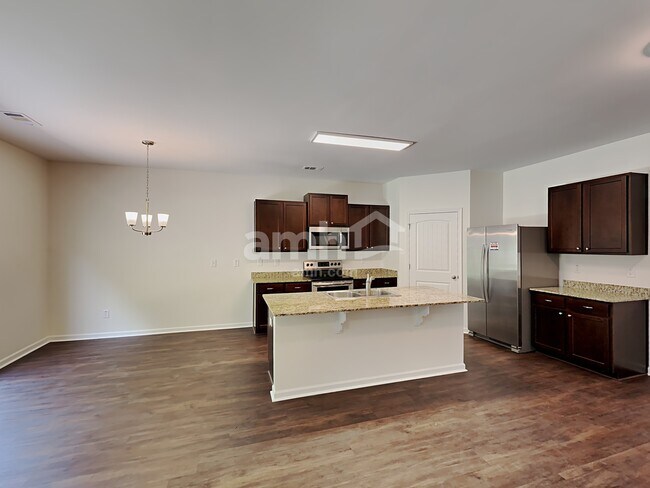 Foto del edificio - 107 Hayes Park Dr