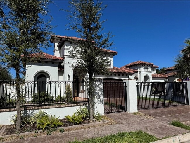 Foto del edificio - 29 Pecan Ave