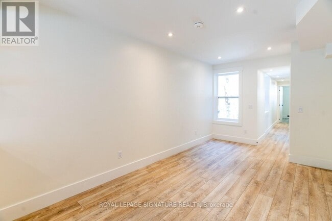 Building Photo - 131 Kenilworth Ave