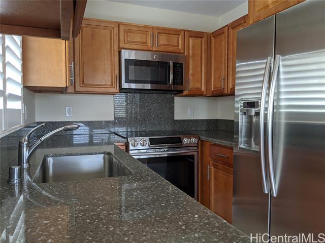 Foto del edificio - 1543 Pele St