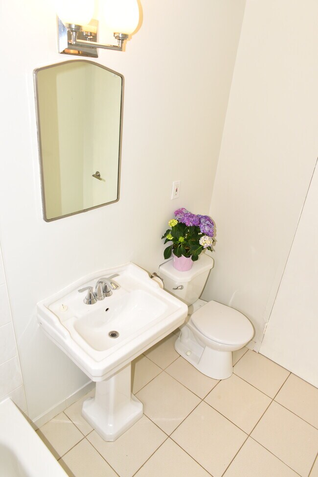 Salle de bain - 62 S Forster Park Dr