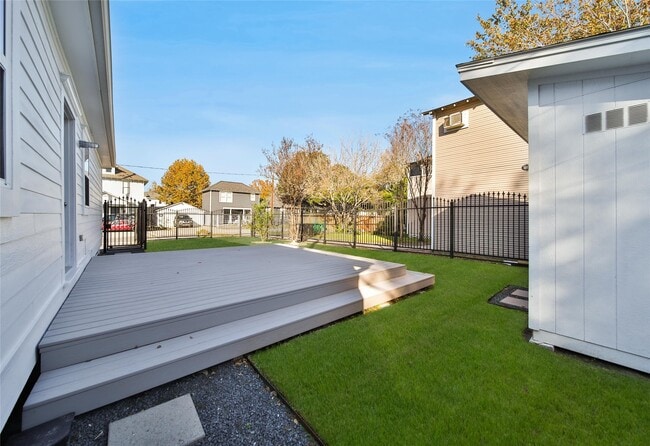 Foto del edificio - 520 W 15th St