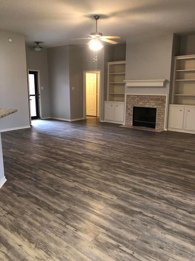 Building Photo - 7528 84th St