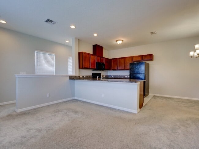 Building Photo - 9077 Neher St