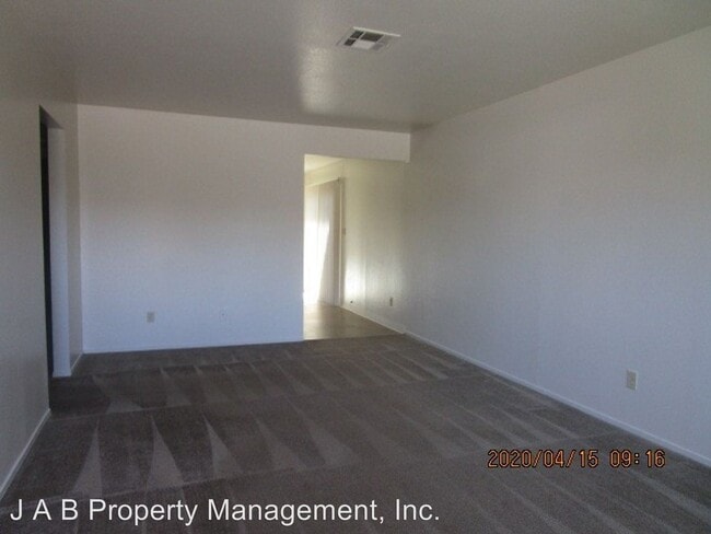 Building Photo - 2265 Santiago Way