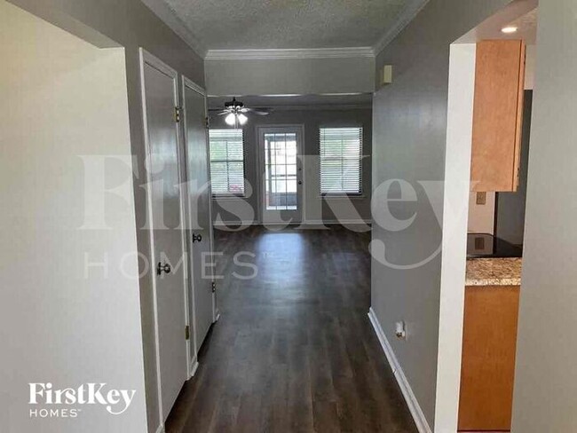 Building Photo - 10934 Copper Hill Drive
