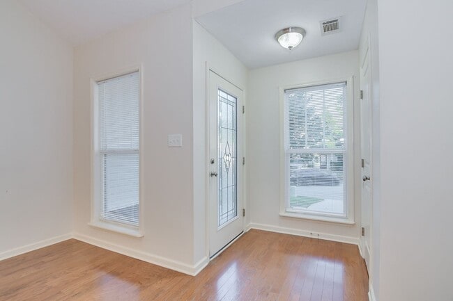 Building Photo - End Unit Townhouse