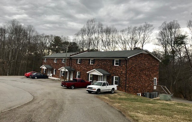 Primary Photo - 151 Bell Ct Dr