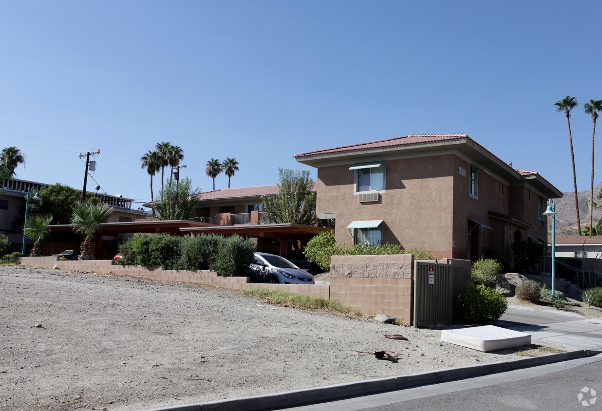 Primary Photo - 68375 Tahquitz Rd