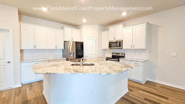 Building Photo - BRAND NEW BUILD VILLA! 3 BEDROOM/2 BATH VI...